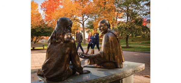 Père Emmanuel d'Alzon (1810-1880), fondateur des Assomptionnistes, sculpture Assumption College, Worcester Massachusetts, États-Unis